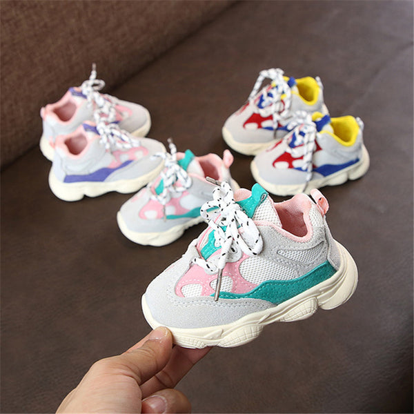 Baskets multicolores